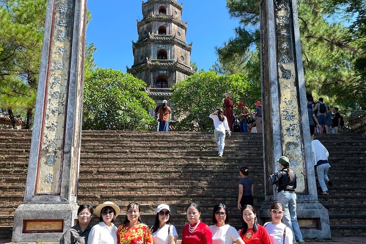 Hue city Deluxe Group Tour (Daily Tour-12 pax max)