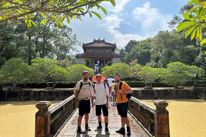 Hue city Deluxe Group Tour (Daily Tour-12 pax max)