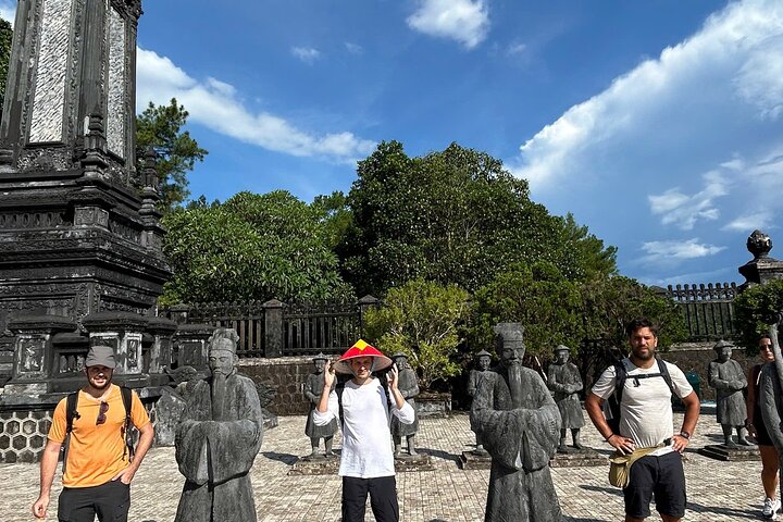 Hue city Deluxe Group Tour (Daily Tour-12 pax max)