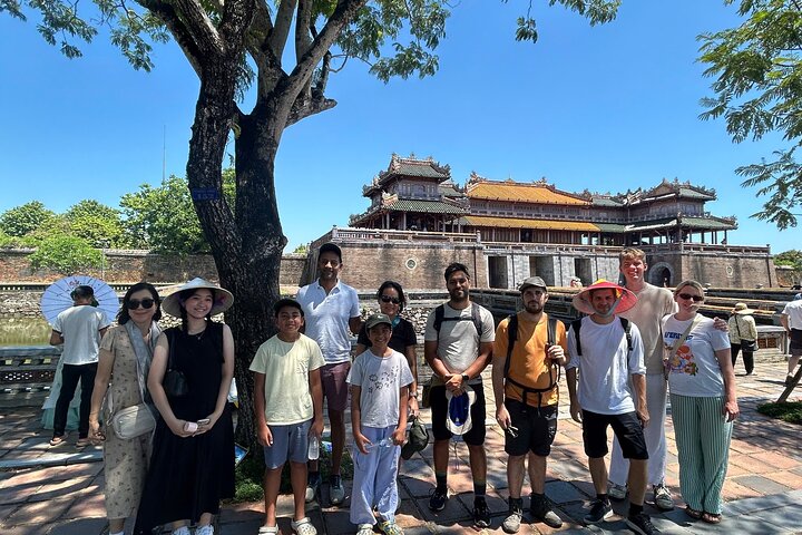 Hue city Deluxe Group Tour (Daily Tour-12 pax max)