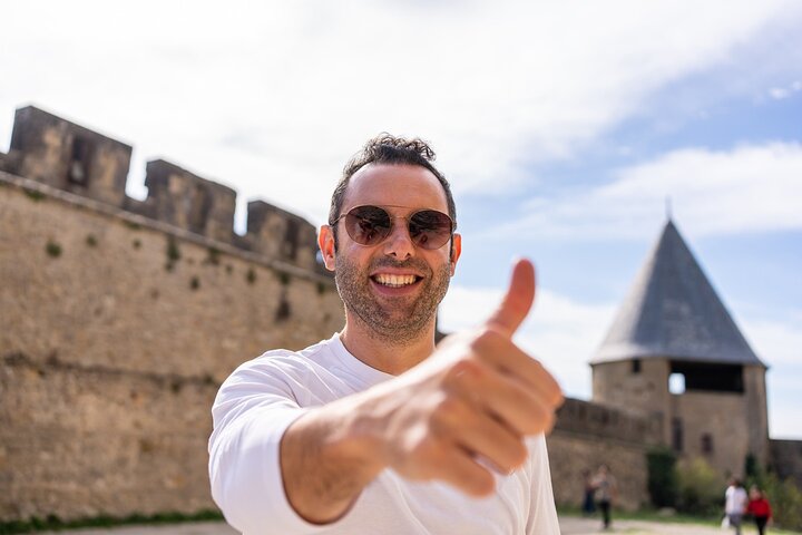 Hello Carcassonne: Private 2-Hour Intro Walk with Local Guide