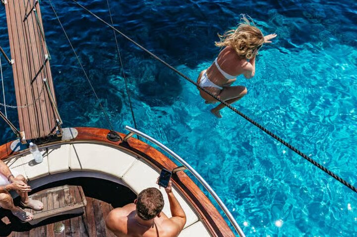 Boat Tour to Caprera and La Maddalena Archipelago
