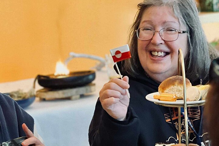 Nuuk Qinngorput Walk & Greenlandic Tea Hygge Experience