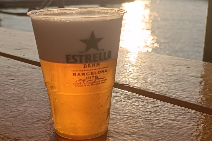 Cascais to Lisbon Sunset Cruise With Open Bar