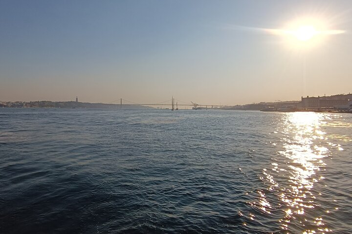 Cascais to Lisbon Sunset Cruise With Open Bar