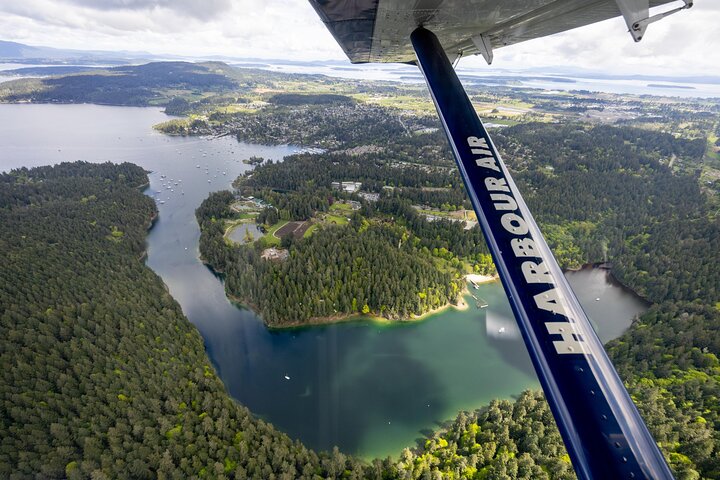 Victoria Panorama Scenic Seaplane Tour
