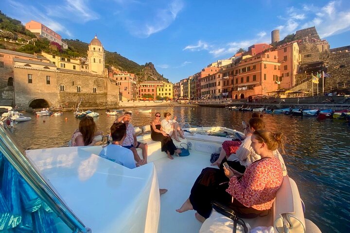 Cinque Terre Boat Tours Experience