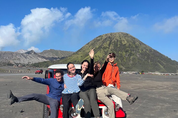 Bromo Sunrise Tour From Malang
