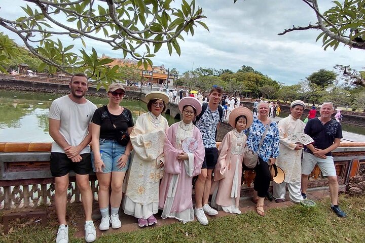 Hue city Deluxe Group Tour (Daily Tour-12 pax max)