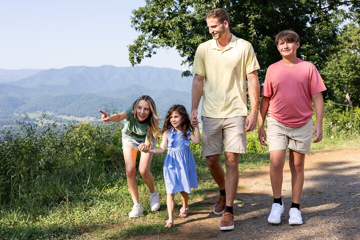 Small-Group Jeep Tour of Smoky Mountains Foothills Parkway