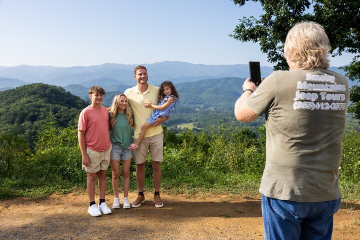 Small-Group Jeep Tour of Smoky Mountains Foothills Parkway