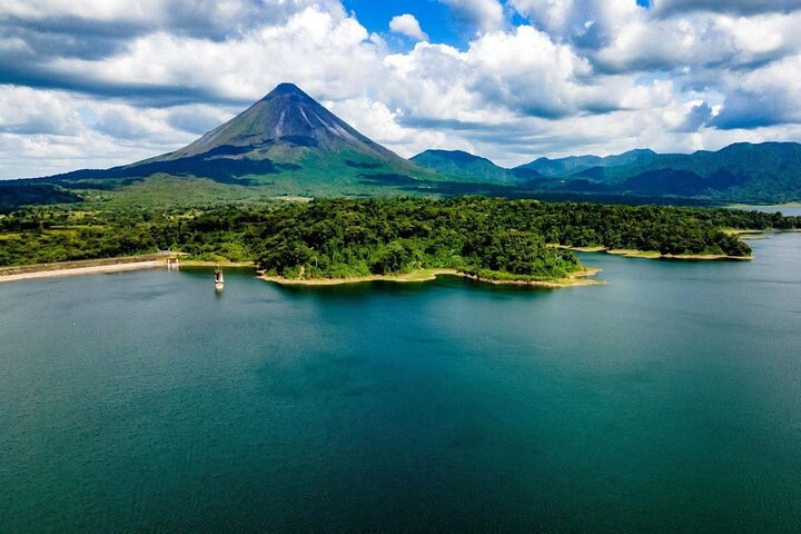 Transfers in La Fortuna, One-way or Round-Trip
