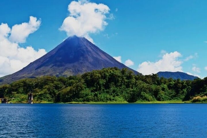Transfers in La Fortuna, One-way or Round-Trip