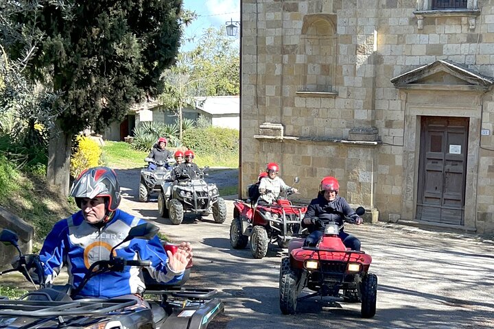 Private Quad Tour in Val d’Orcia and Montepulciano