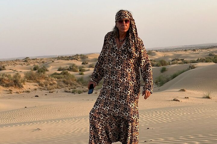 Non-touristic overnight camel safari
