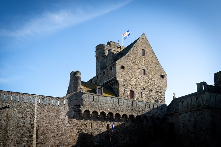 St Malo Private Walking Tour - The Walled City in 2 Hours