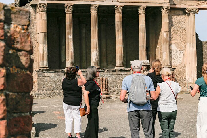Skip-the-Line Pompeii Guided Tour from Sorrento