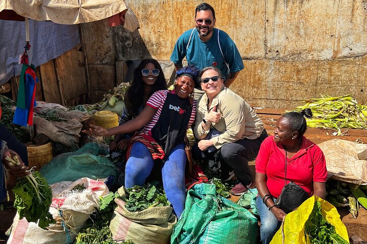 Traditional Kenyan Cooking Class & Local Market Tour