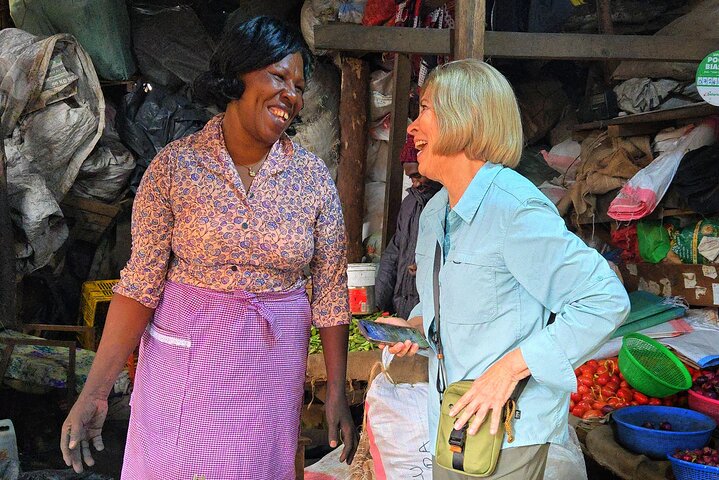 Traditional Kenyan Cooking Class & Local Market Tour
