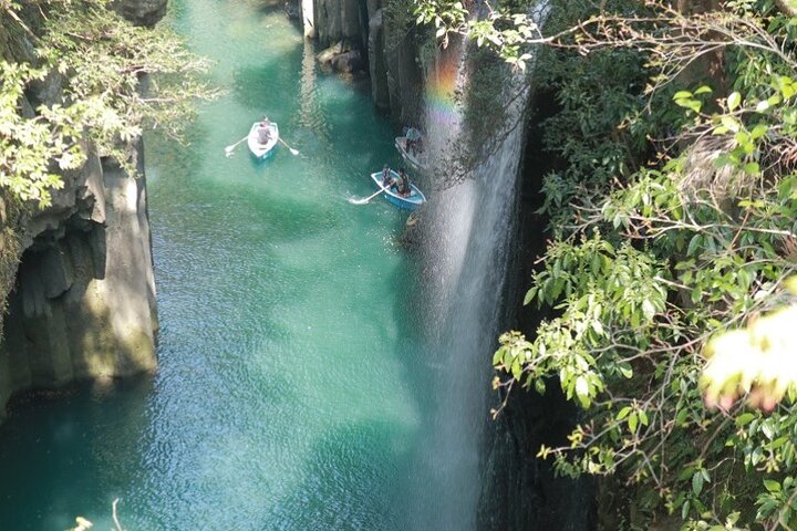 Kumamoto Route Bus 1 Day Trip: Takachiho Gorge and Local Lunch