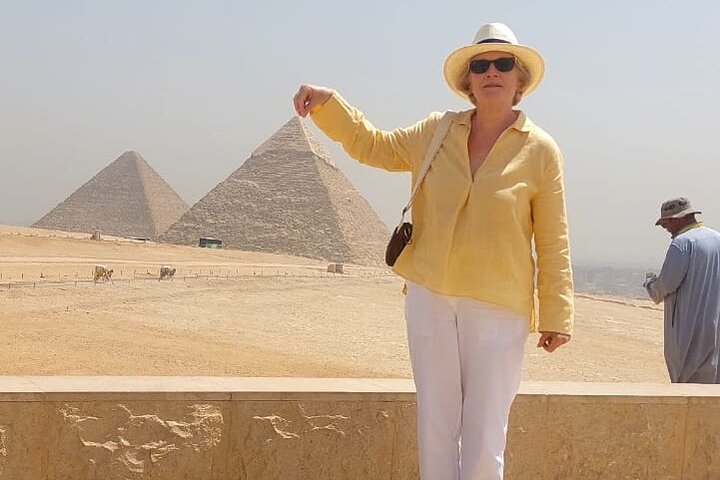 Private Tour to Giza pyramids & Grand Museum from Alexandria Port