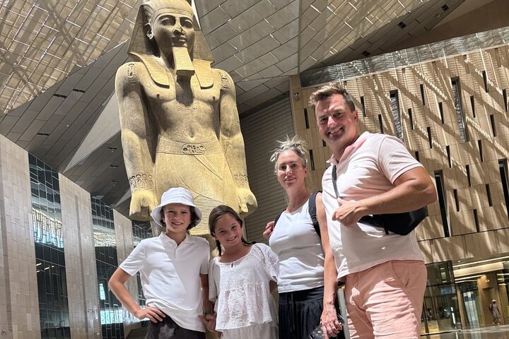 Private Tour to Giza pyramids & Grand Museum from Alexandria Port