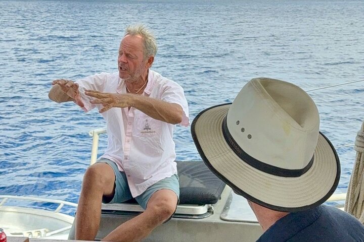 Aquaspace Sunset Sail and Snorkel Tour on Bonaire with Diner