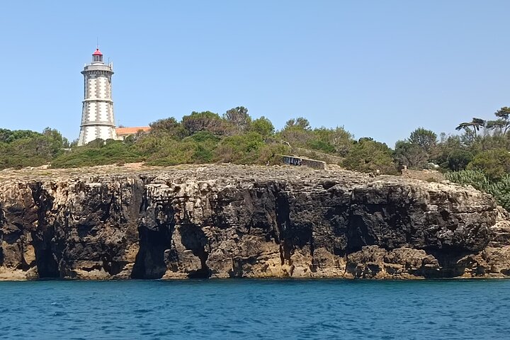 Cascais Coastal Secrets 90 Minute Cruise with Free Wine and Beer