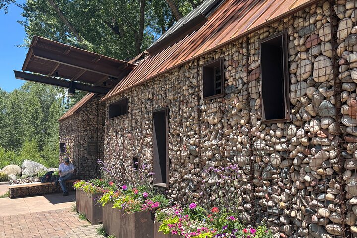 Aspen Self-Guided Tour: Tales of Wealth, Wildness and Rebellion