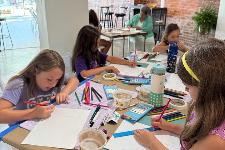 Inspiring Art Making Session at Aplomb Cafe
