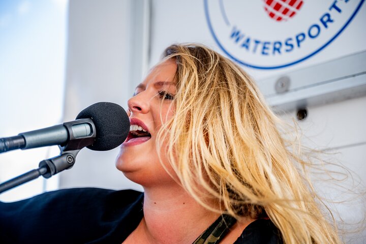 Key West Sunset Sail with Open Bar, Live Music and Hors D'oeuvres
