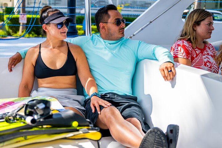 Key West Morning Snorkel Sail with Mimosas and Gourmet Breakfast