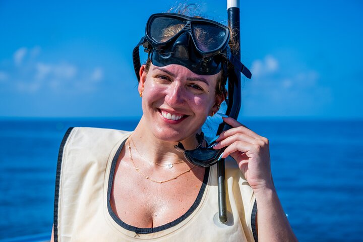 Key West Morning Snorkel Sail with Mimosas and Gourmet Breakfast