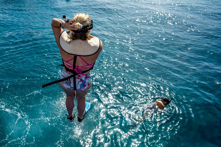 Key West Morning Snorkel Sail with Mimosas and Gourmet Breakfast