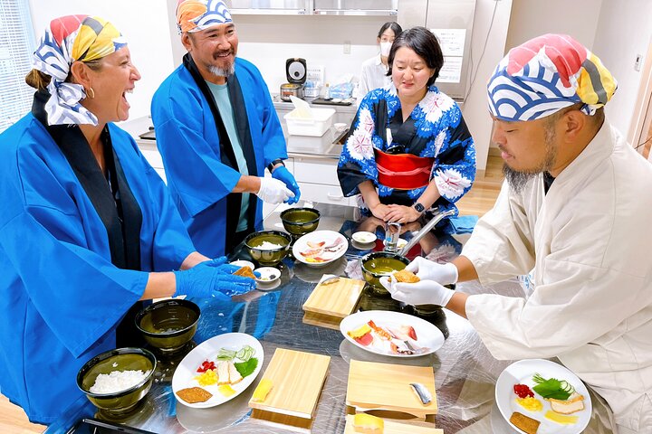 Sushi Making in Yukata