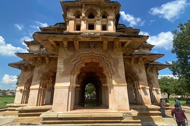 Hampi/Chitradurga/Badami/Aihole/Pattadkal from Bangalore in 3days