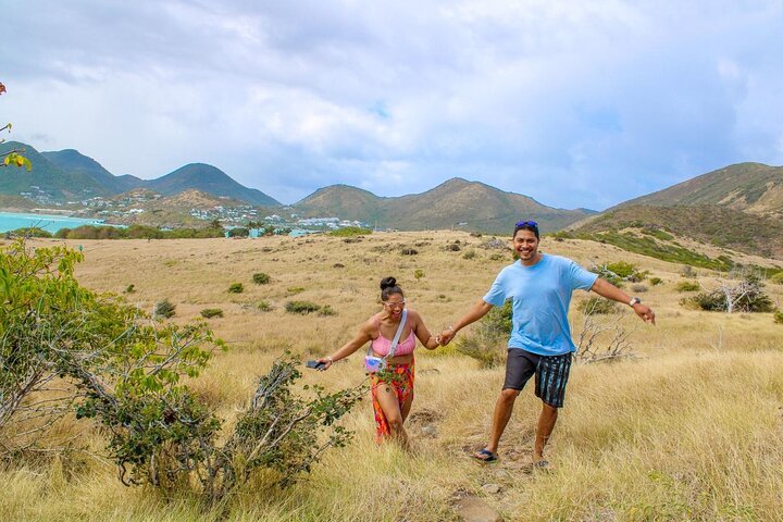 All-Inclusive Local Guided Pinel Island Tour