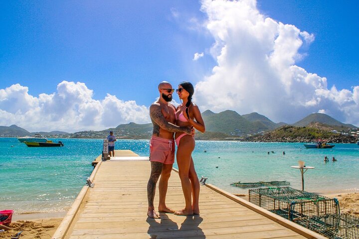 All-Inclusive Local Guided Pinel Island Tour