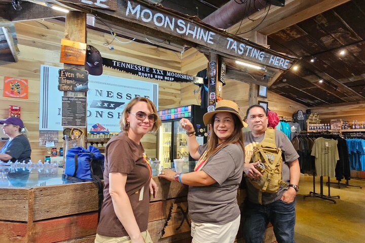 Hillbilly Booze Cruise Tasting Tour