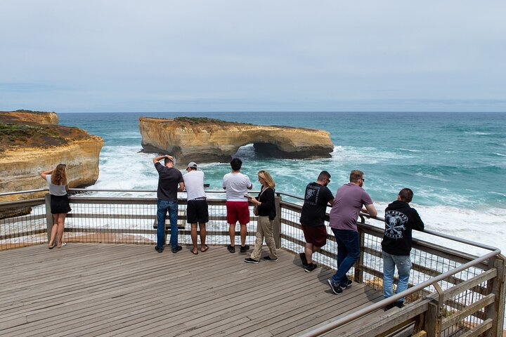 Great Ocean Road Classic Tour 10 Stops & London Bridge Sunset