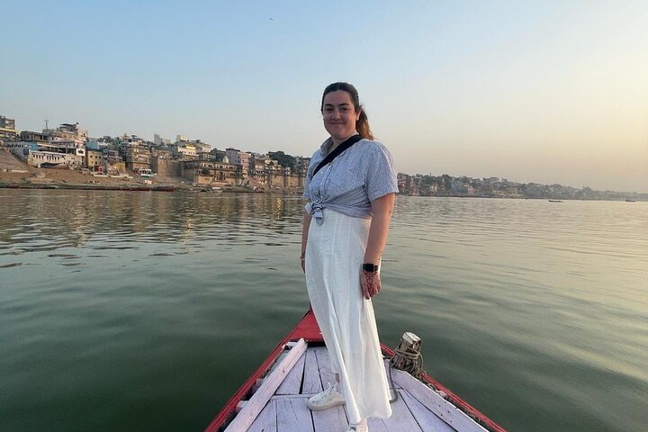Varanasi: Private Fully-Day Tour with Sarnath and Boat Ride