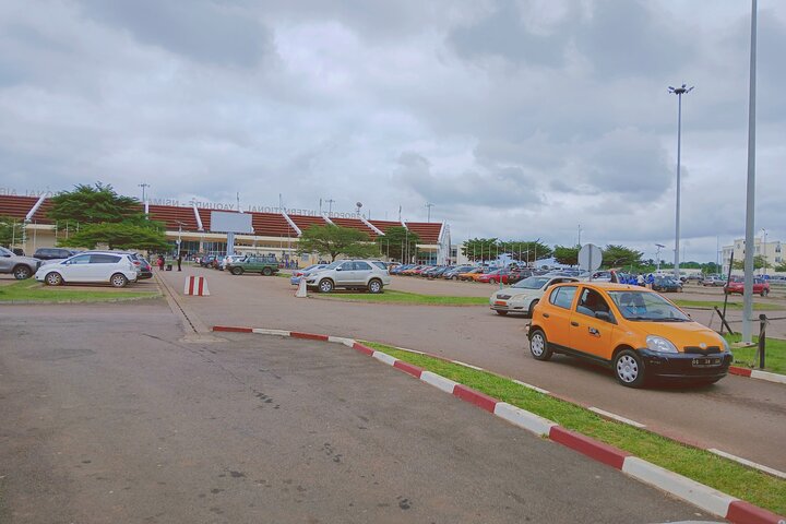 Private Cameroon Transfer from Yaounde Douala Airport