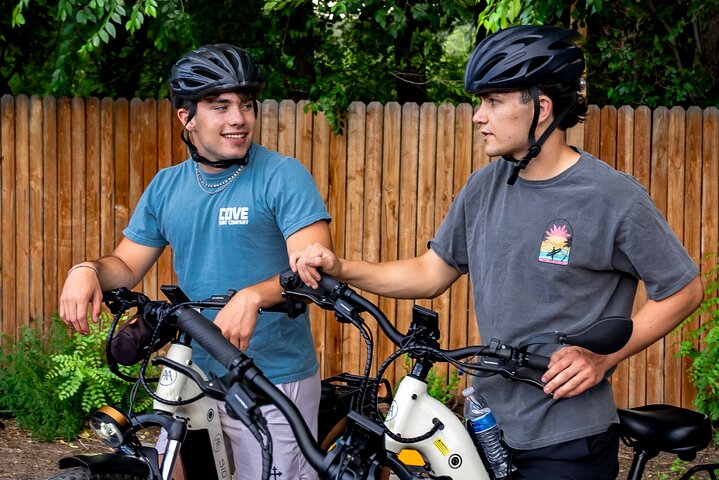 Electric E-Bike Tour of Manitou Springs & Garden of the Gods