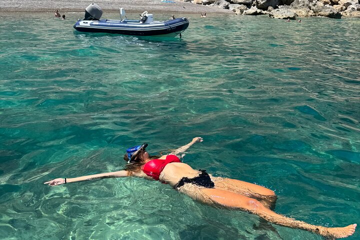 Alcudia: 3H Sightseeing, Sea Caves & Snorkel Speedboat Tour
