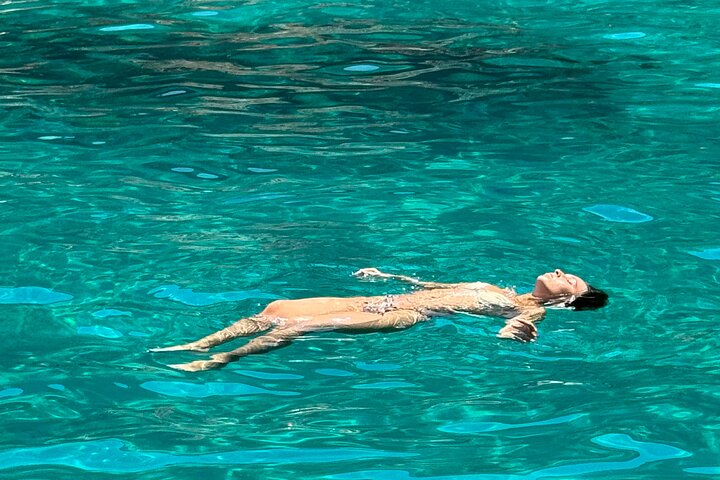 Alcudia: 3H Sightseeing, Sea Caves & Snorkel Speedboat Tour