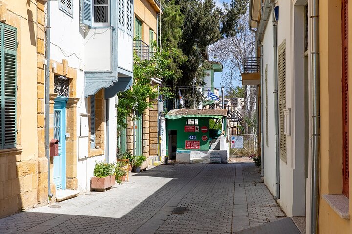 Nicosia Green Line and Buffer Zone Guided Walk