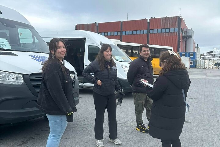 Private Transfer from Nuuk Airport to Nuuk City Center & Hotels