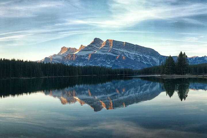 Lake Louise, Moraine , Emerald & Banff Town ,Johnston Canyon Tour