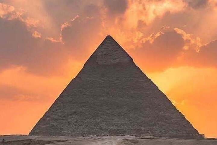 Private Giza Pyramids Great Sphinx Day Tour from El Alamein