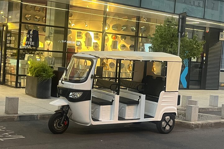 Bucharest Tuk Tuk city tour